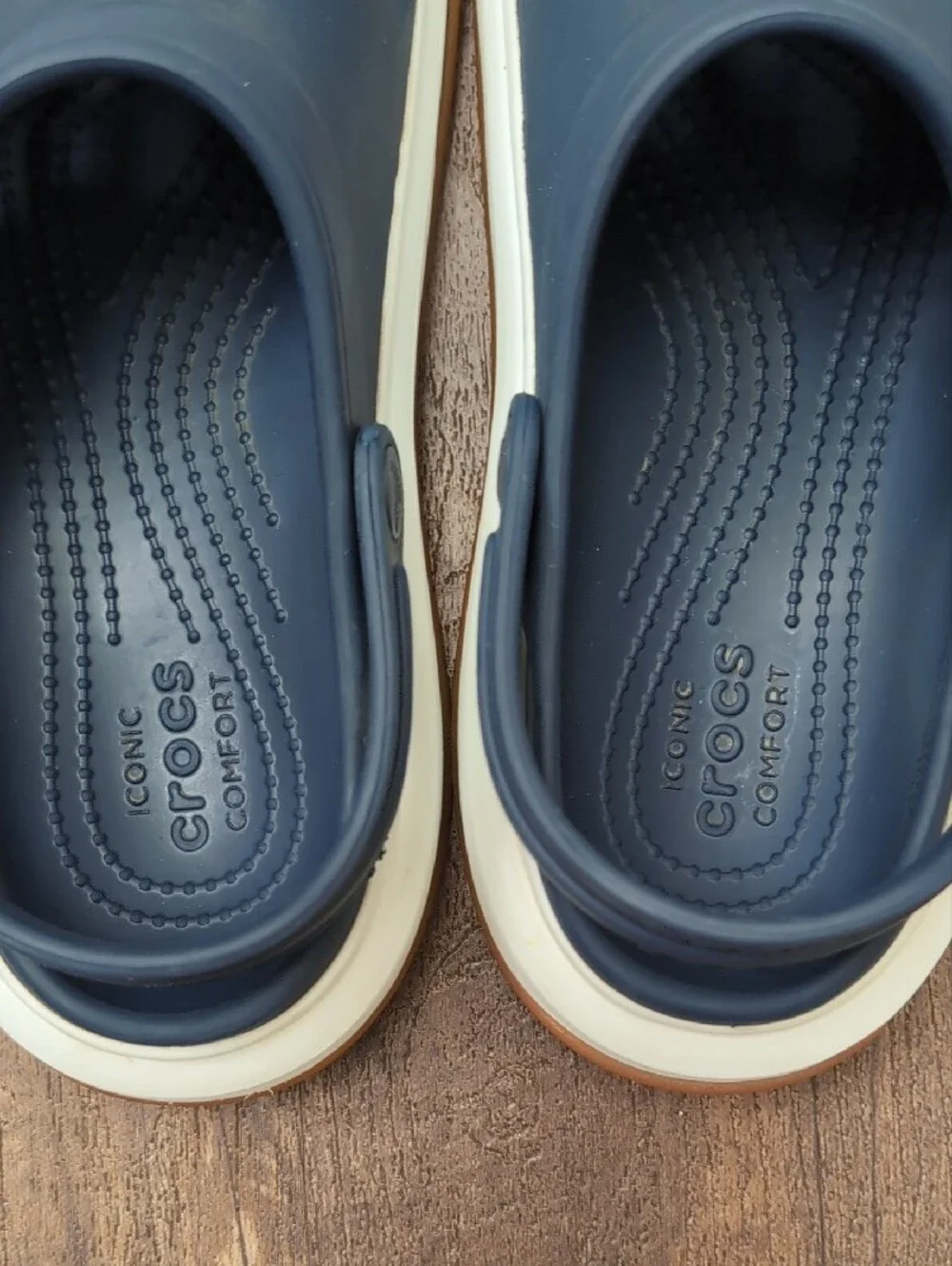 CROCS Adult Navy and White Clog Sandals Size Men's 8